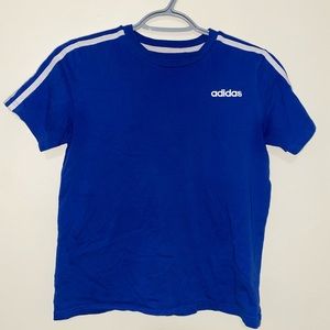 Adidas T-shirt